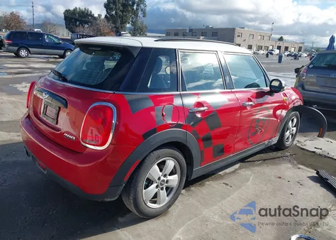 2016 Mini Hardtop Cooper z USA, uszkodzony, nr VIN WMWXU1C53G2D08228